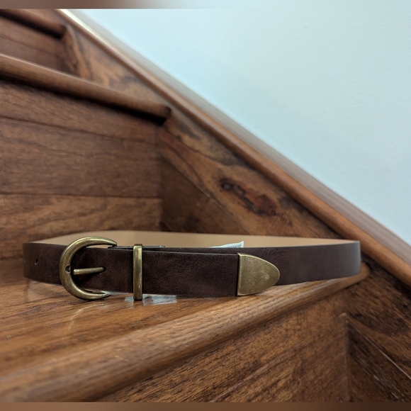 Brown Western Vegan Leather Belt with Gold Buckle Woman's Size M/L - Picture 3 of 8